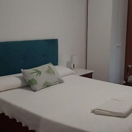 Alojamiento Casa Leon Santoña Exteriér fotografie