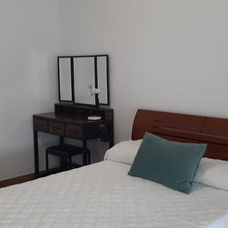 Alojamiento Casa Leon Santoña Exteriér fotografie
