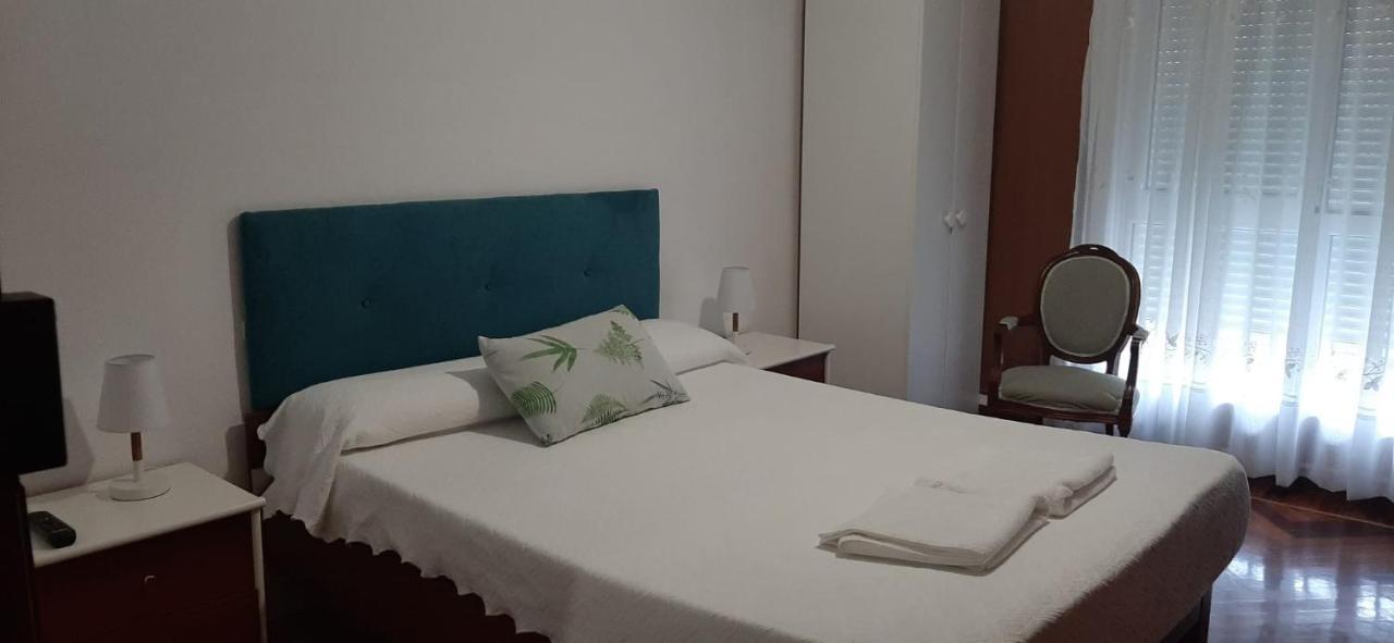 Alojamiento Casa Leon Santoña Exteriér fotografie