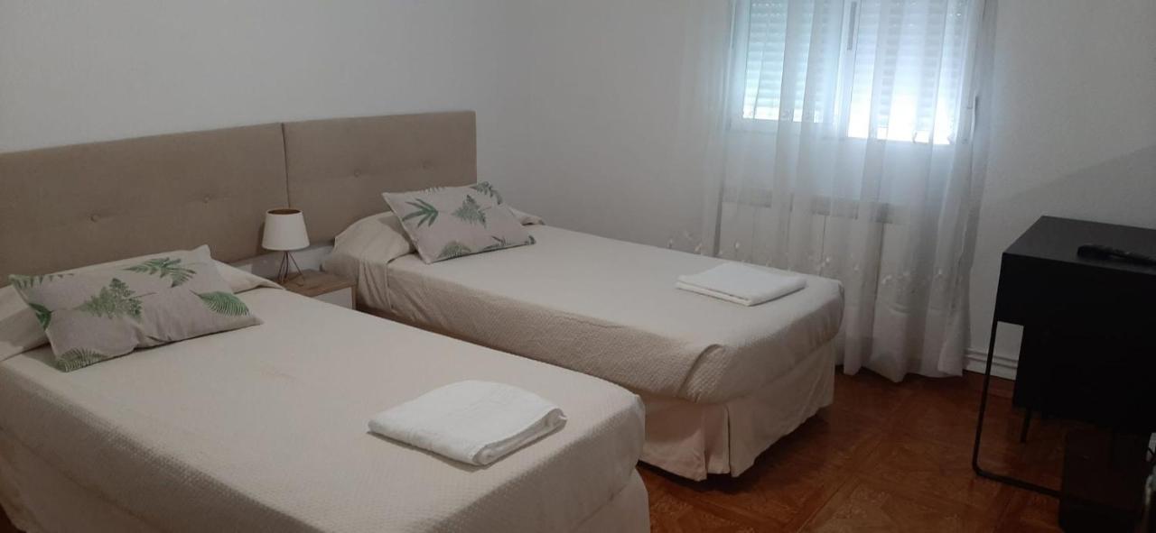 Alojamiento Casa Leon Santoña Exteriér fotografie
