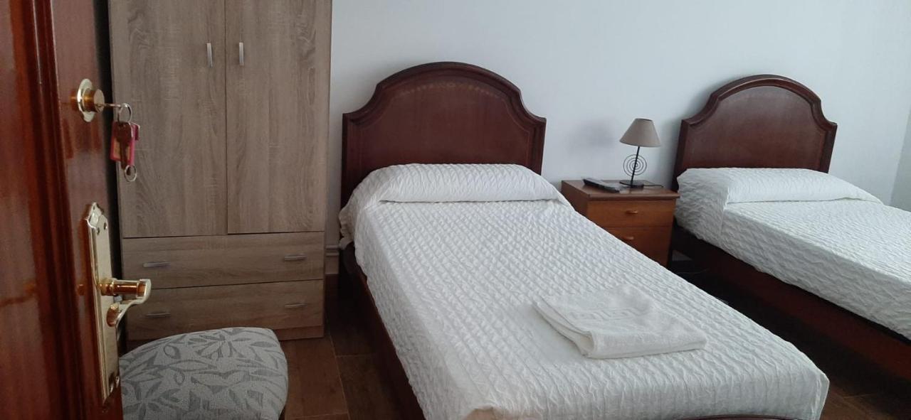 Alojamiento Casa Leon Santoña Exteriér fotografie