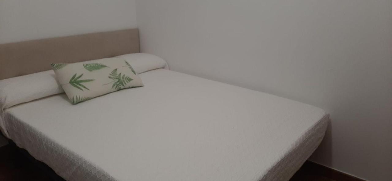 Alojamiento Casa Leon Santoña Exteriér fotografie