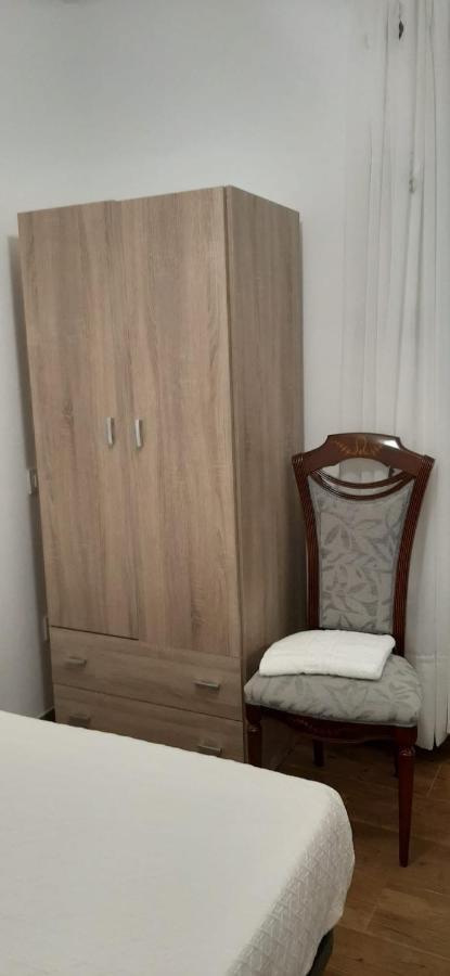 Alojamiento Casa Leon Santoña Exteriér fotografie